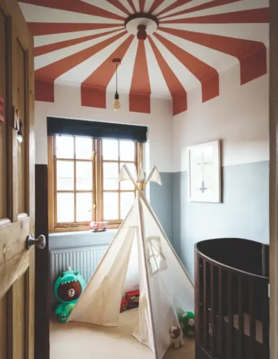 Inspiración espacios para niños color techo
